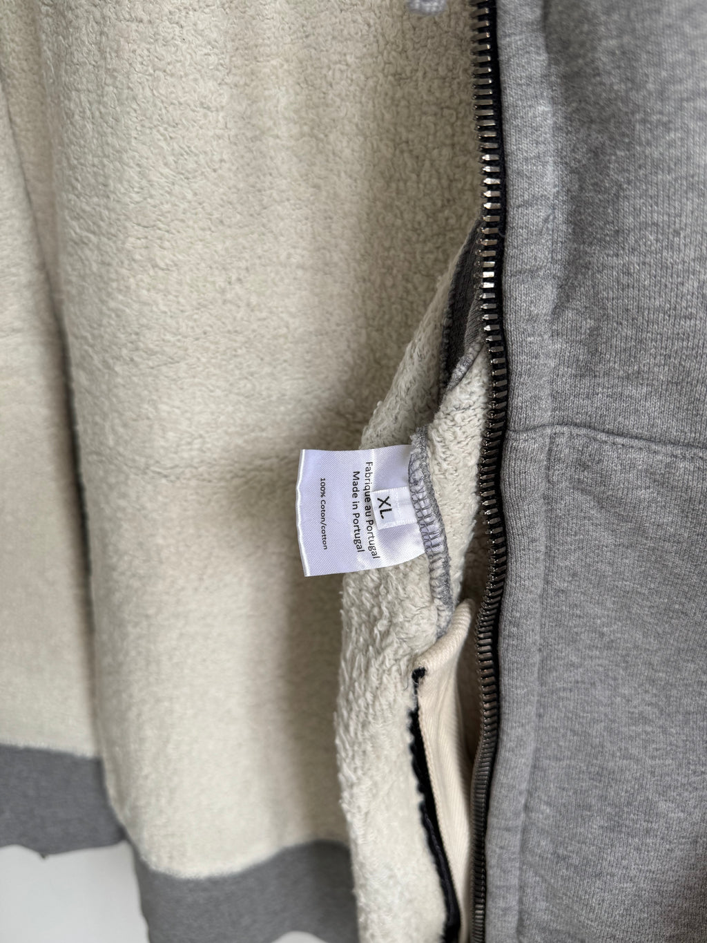 BALMAIN SLEEVELESS ZIP HOODIE VEST