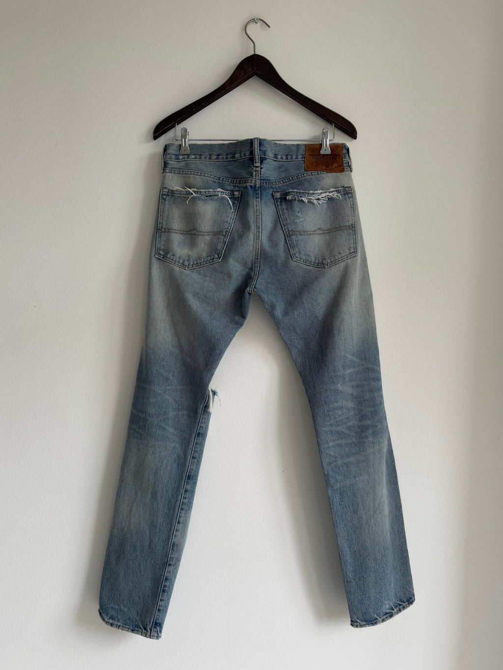 DENIM & SUPPLY RL DISTRESSED JEANS