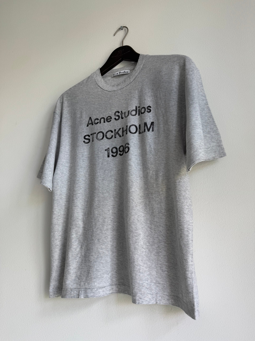 ACNE STUDIOS STOCKHOLM 1996 TEE