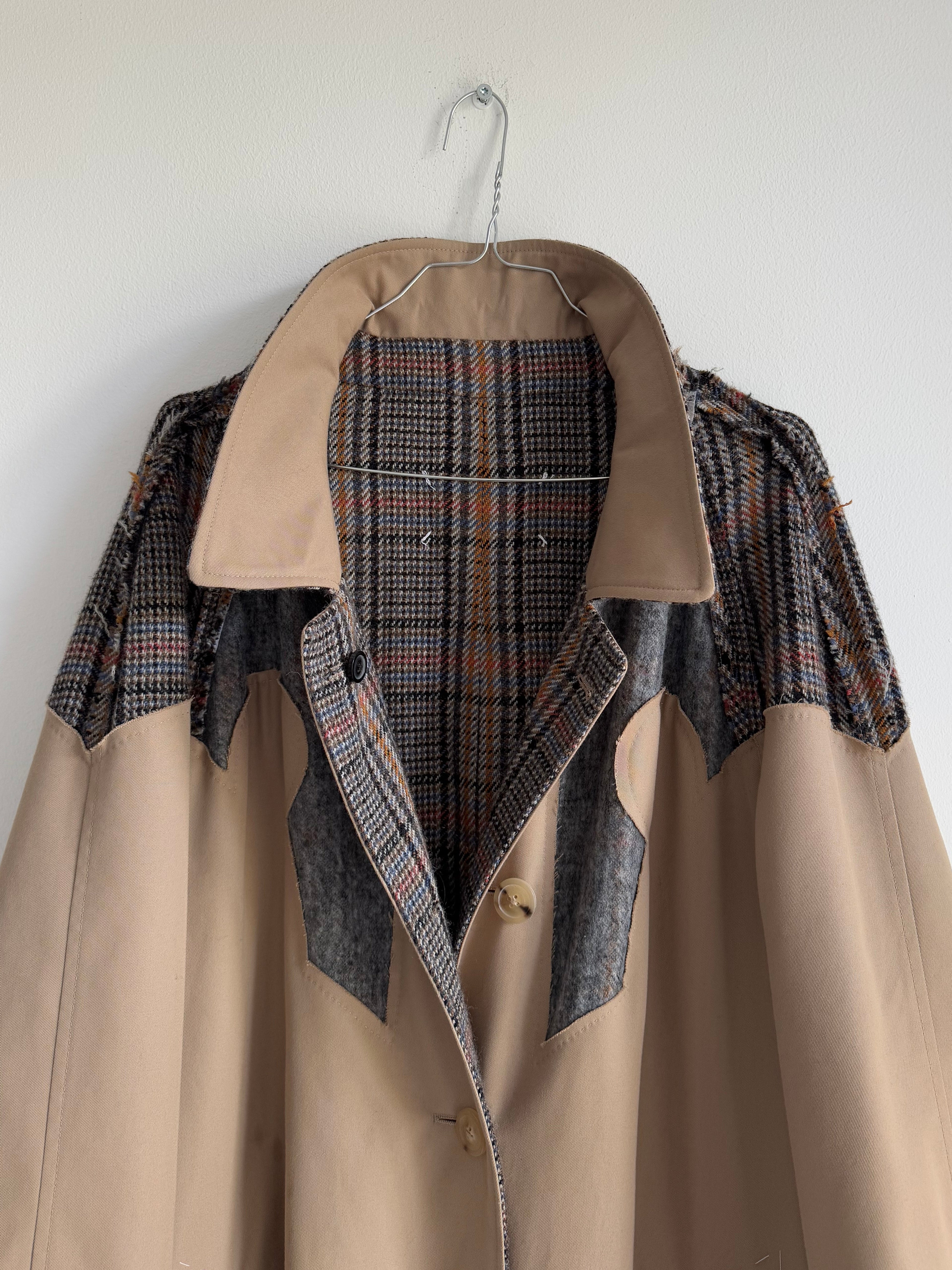 MAISON MARGIELA REVERSIBLE TRENCH COAT